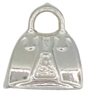 Charm maleta-bolso colgante en plata de ley. Mide 12 mm de ancho. Ideal para combinar con una cadena de plata o colgar de una pulsera de plata.