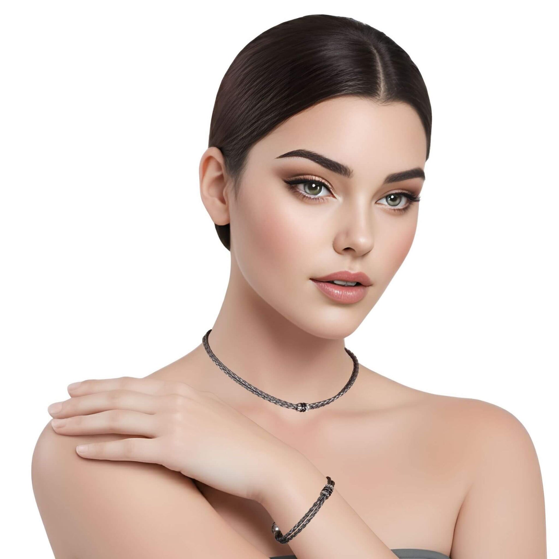 Set de pulsera y collar  de cuero sintético trenzado gris y rondelles de strass