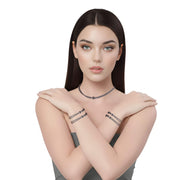 Set de pulsera y collar  de cuero sintético trenzado gris y rondelles de strass