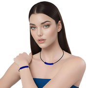 Set de Pulsera y collar de cuero negro y tubo de strass azulón