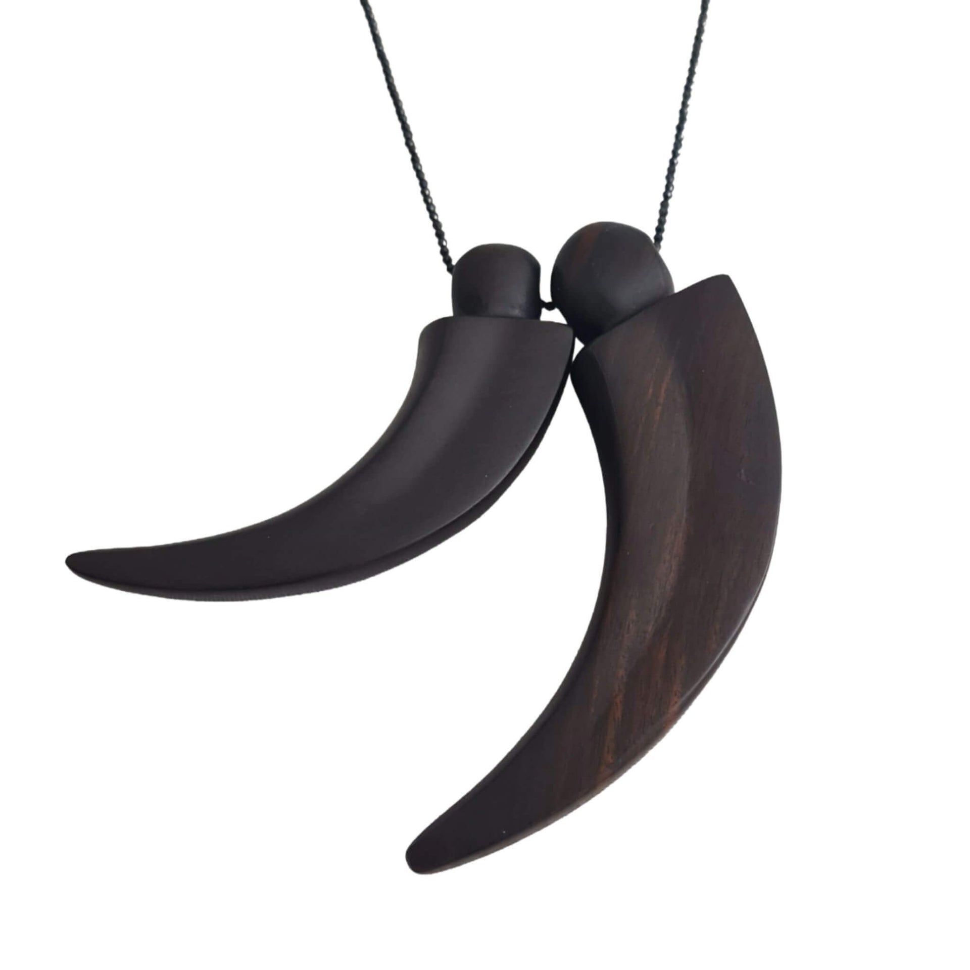 Colgante cuerno de ébano negro (2 tamaños)