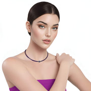 Collar gargantilla de cuero morado y brillantes de cristal morado