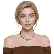 Collar gargantilla de cuero marrón y tubo dorado