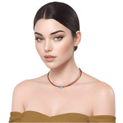 Collar de cuero chocolate y central de brillantes de cristal azul