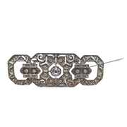 Broche alargado rectangular plateado con brillantes blancos 