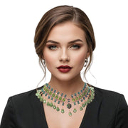 Collar de cristal de lágrimas verdes colgantes y cadena dorada