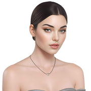 Collar de hematite negro y central de cristal de brillantes gris