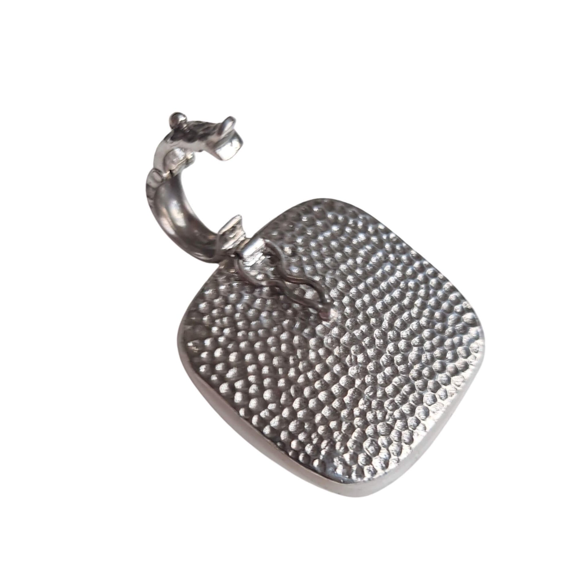 Collar colgante de plata de ley con jade blanco y cuarzo azul turquesa