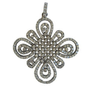 Colgante cruz entrelazada de plata de ley con circonitas blancas