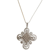 Colgante cruz entrelazada de plata de ley con circonitas blancas