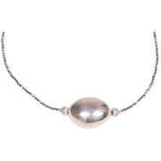 Collar de hematite plata y pieza y huevo oval central de plata de ley