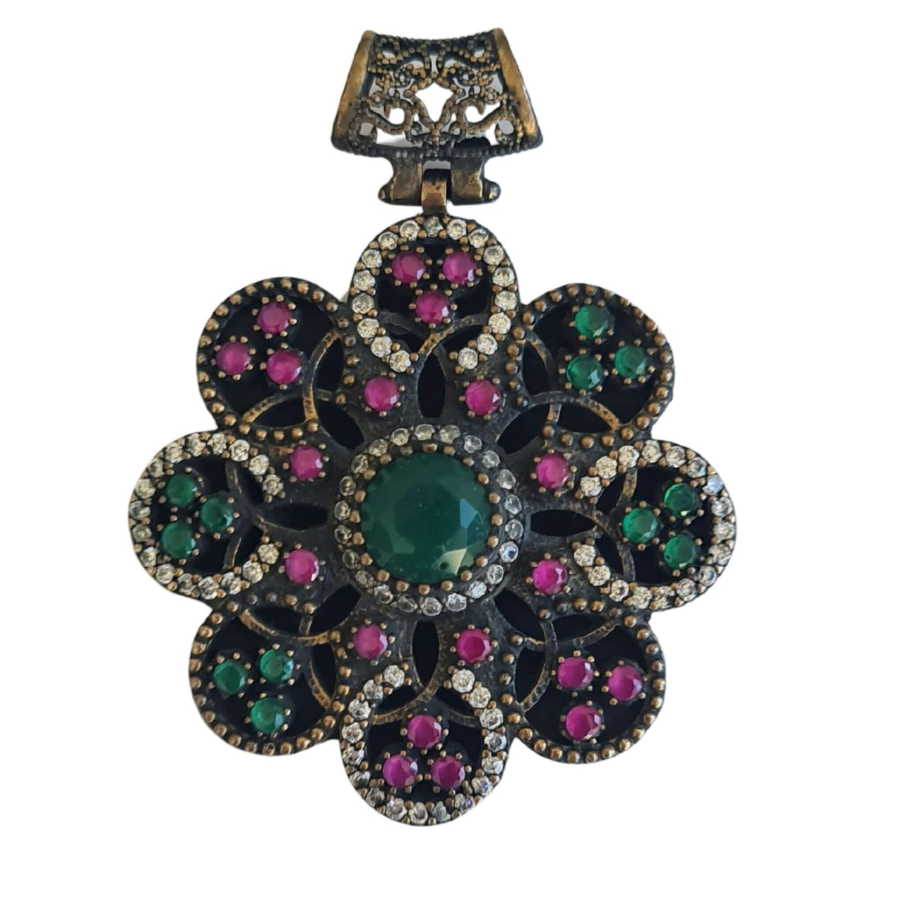 Colgante de plata de ley con piedras semipreciosas de esmeraldas y rubíes