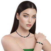 Set de pulsera y collar de cuero negro y brillantes de cristal verde
