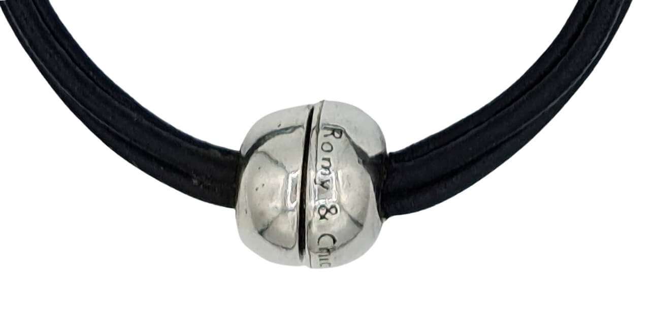 Pulsera de cuero negro y central de brillantes de cristal azul