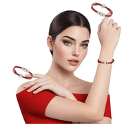 Pulsera de cuero rojo y brillantes de cristal blancos