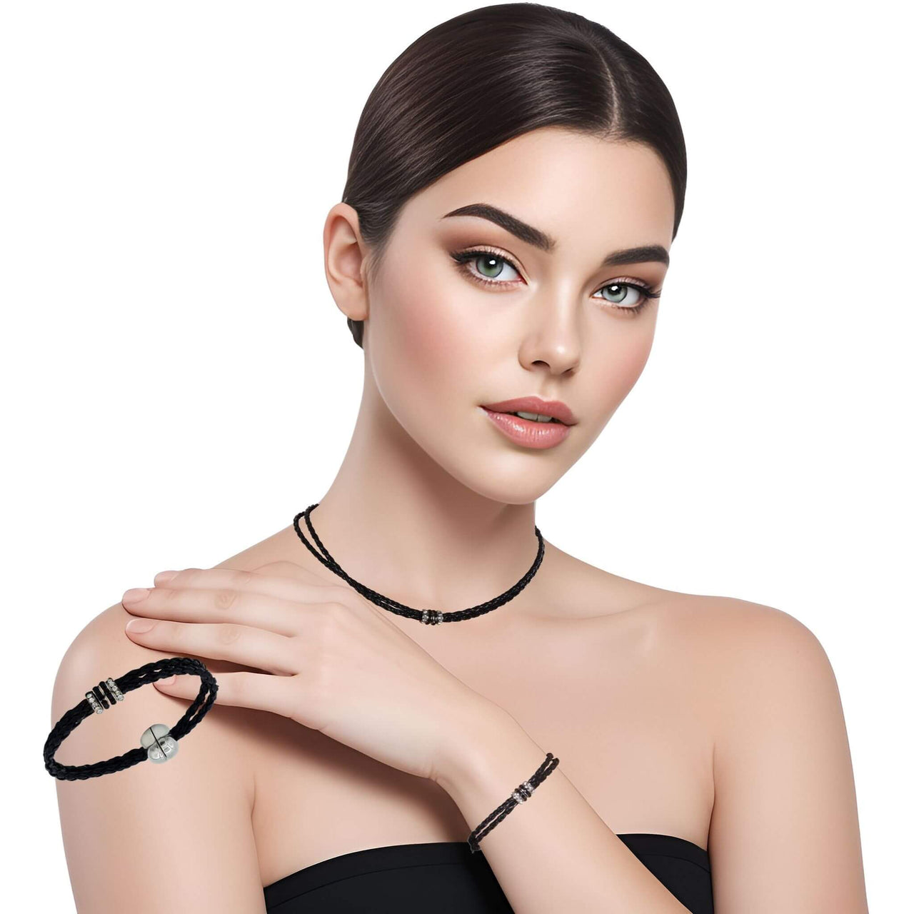 Pulsera y collar  de cuero sintético trenzado negro y rondelles de strass