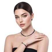 Set de pulsera y collar de cuero negro y brillantes de cristal blancos
