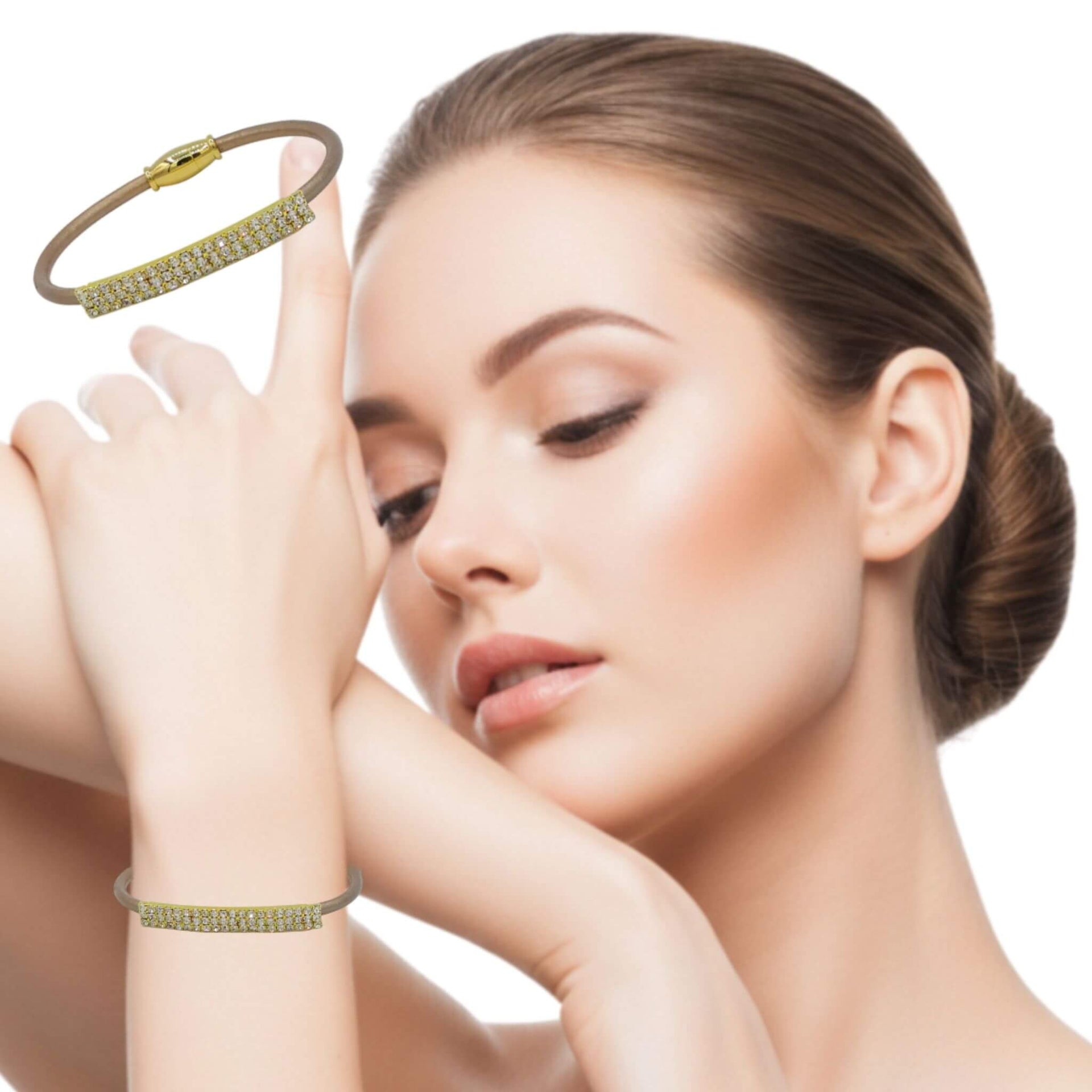 Pulsera de cuero oro rosa con pieza dorada de brillantes de strass