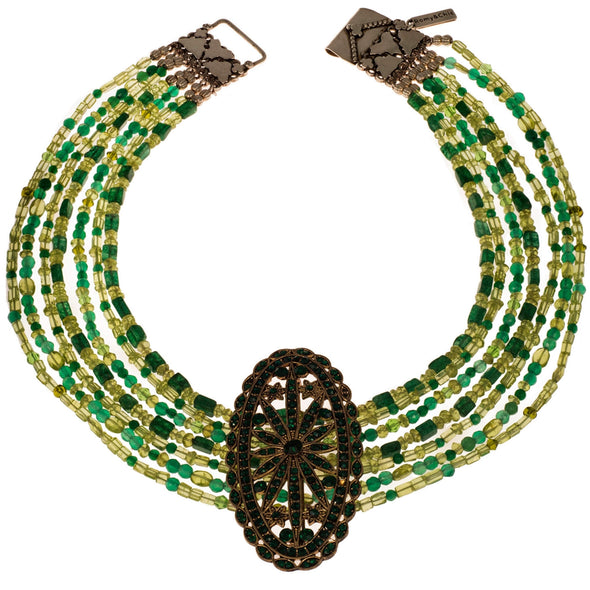 Collar de jade y piedras naturales variadas verdes